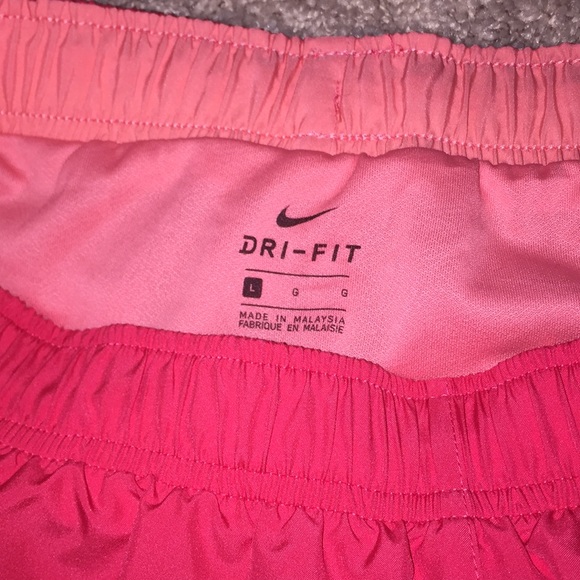 Nike tempo running shorts (norts) - Picture 3 of 4